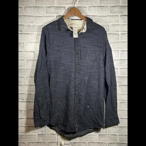 Men’s On The Byas Long Sleeve Button Up Navy Blue Jean Colored Shirt, Medium